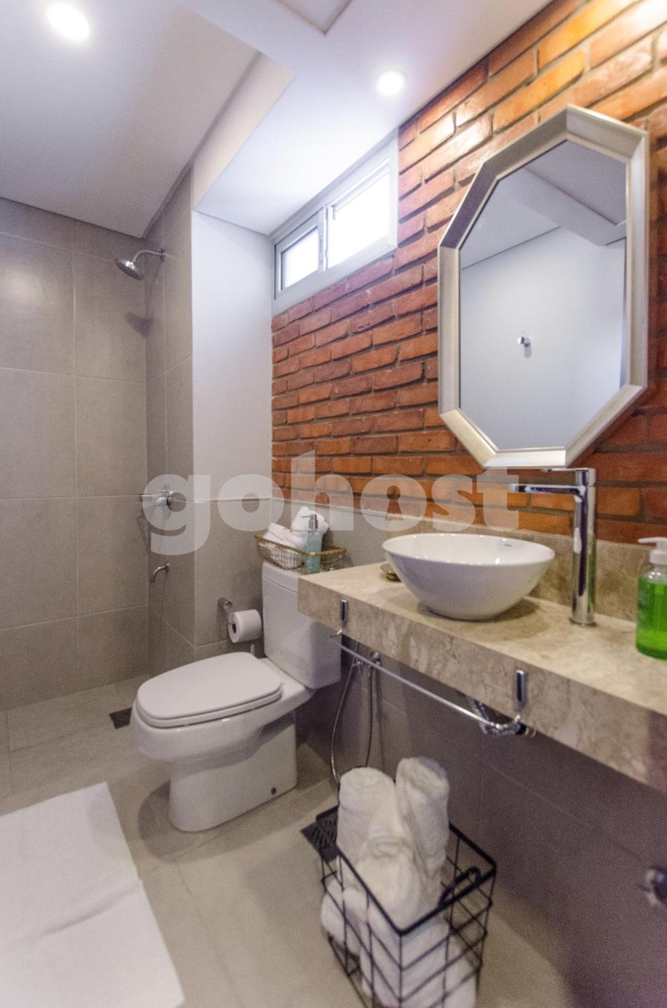 אסונסיון Chic Loft With Balcony In Las Mercedes מראה חיצוני תמונה