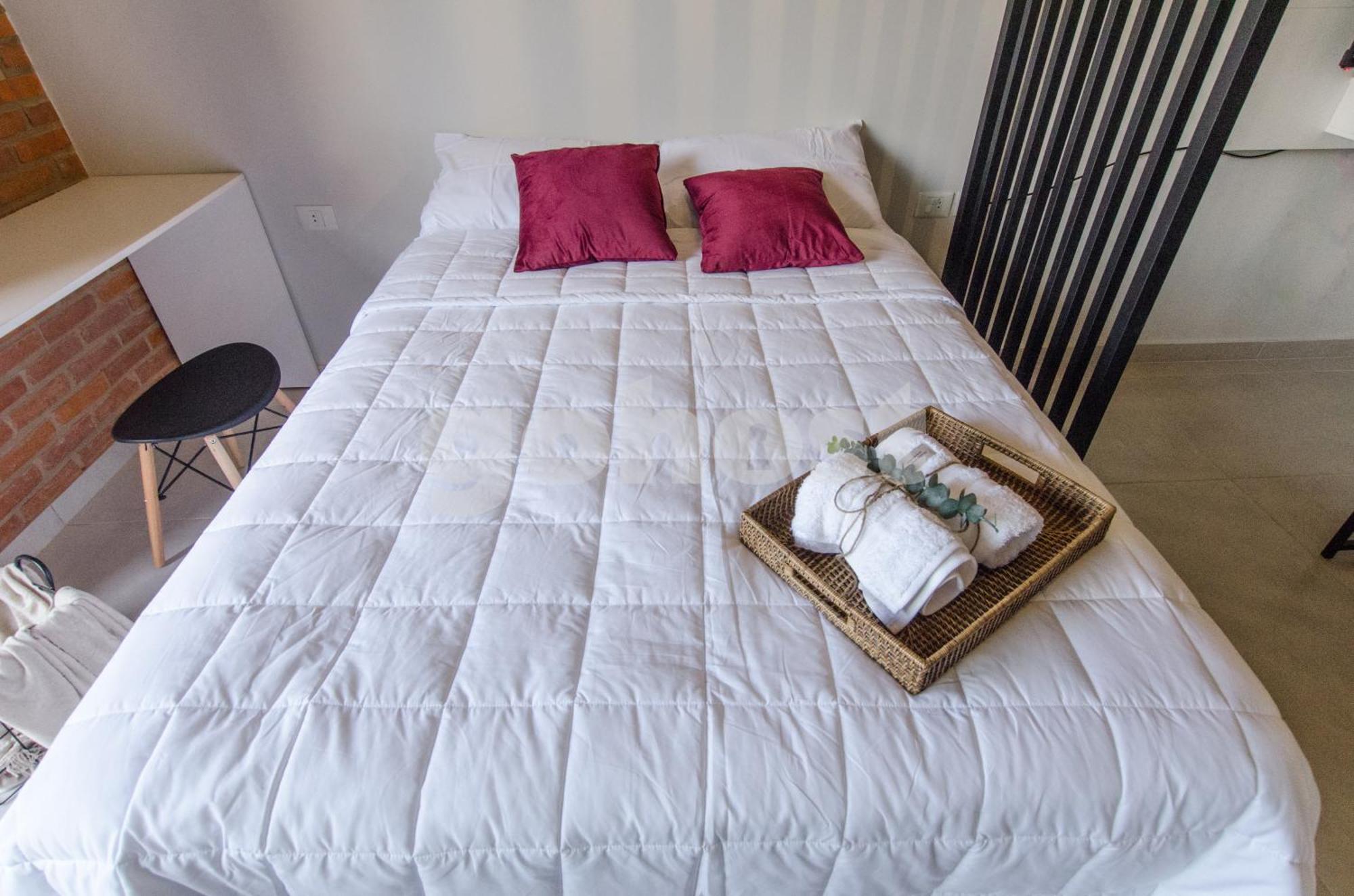 אסונסיון Chic Loft With Balcony In Las Mercedes מראה חיצוני תמונה